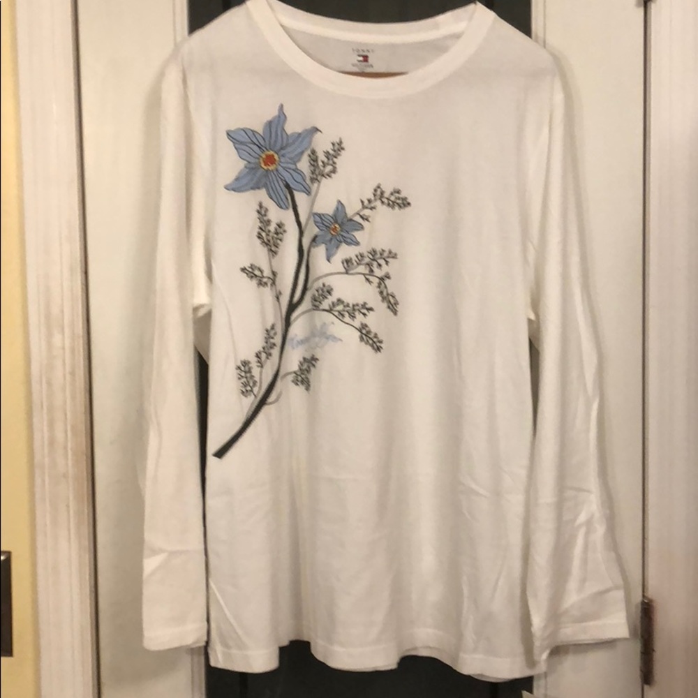 NWT Tommy Hilfiger Shirt